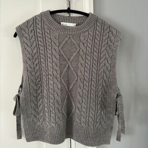 Oak + Fort Cable Knit Sweater Vest – Heather Grey, Size S (NWT)